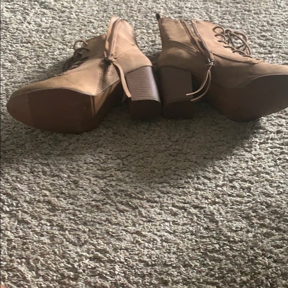 Brown XoXo Booties - Picture 4 of 4